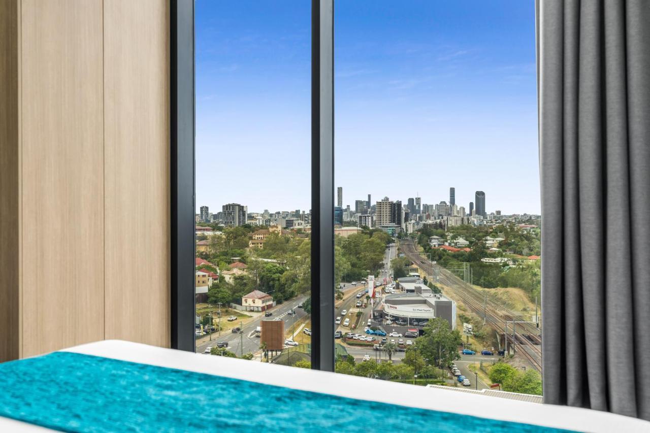 Essence Taringa Brisbane