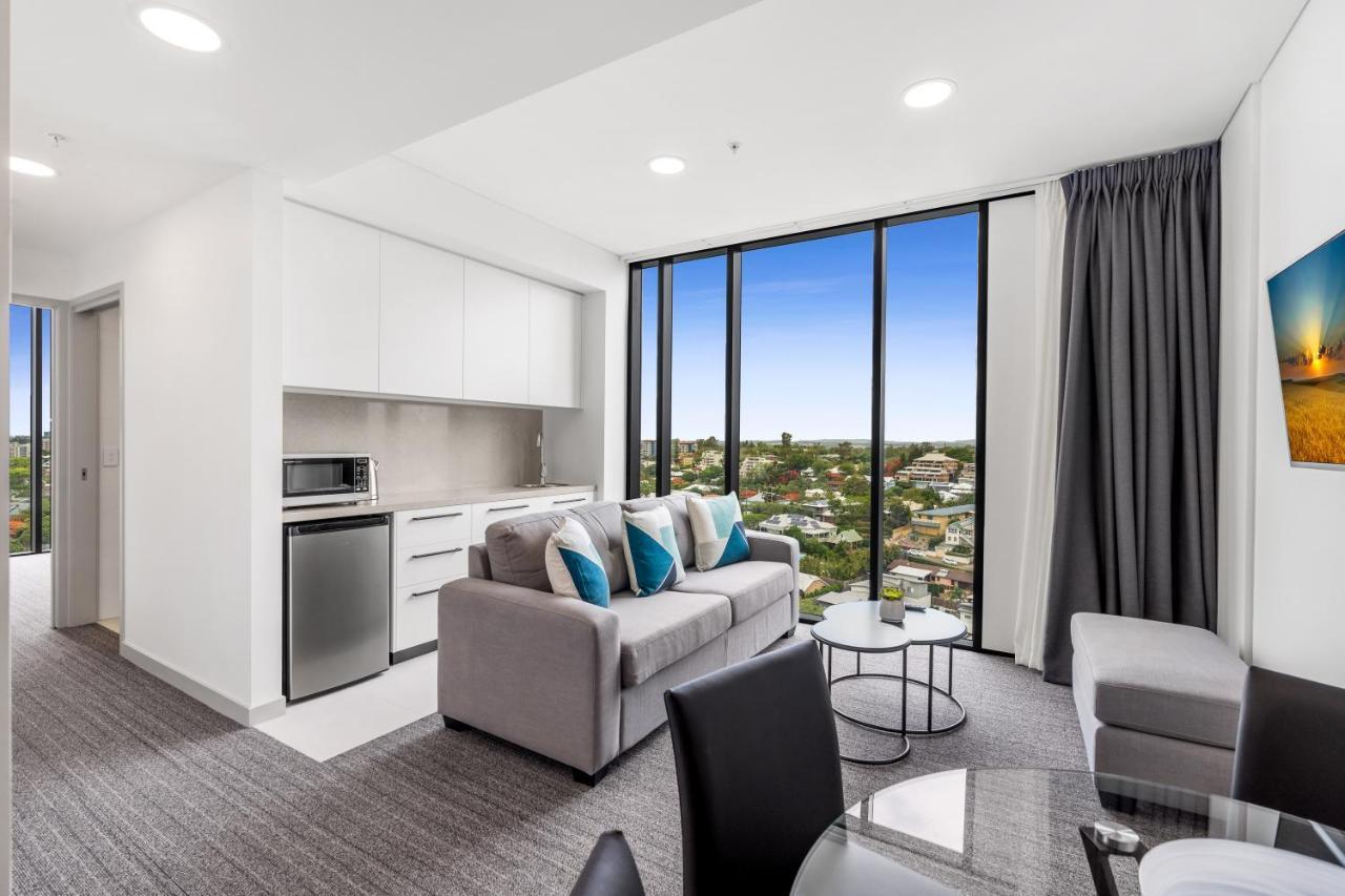 Essence Taringa Brisbane